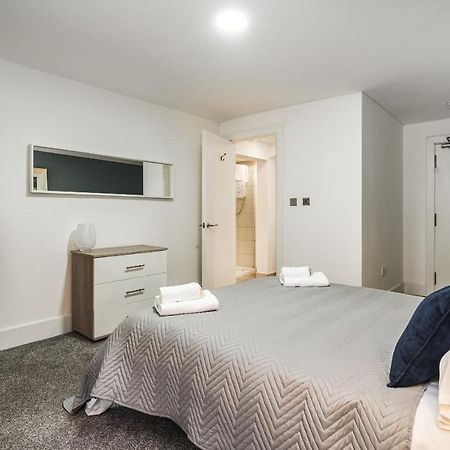 גלאזגו The Renfrew Residence 4-Bedroom, City Centre מראה חיצוני תמונה
