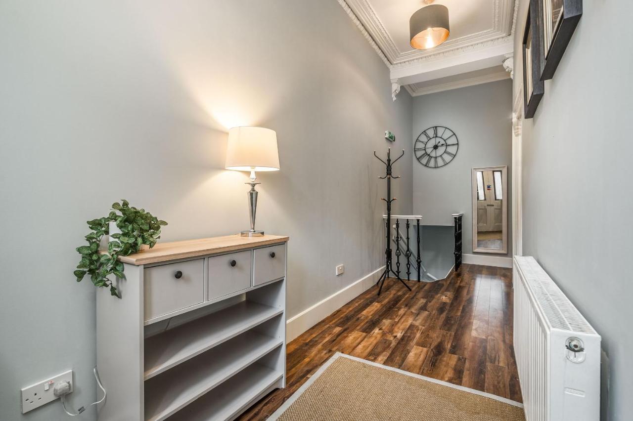 גלאזגו The Renfrew Residence 4-Bedroom, City Centre מראה חיצוני תמונה