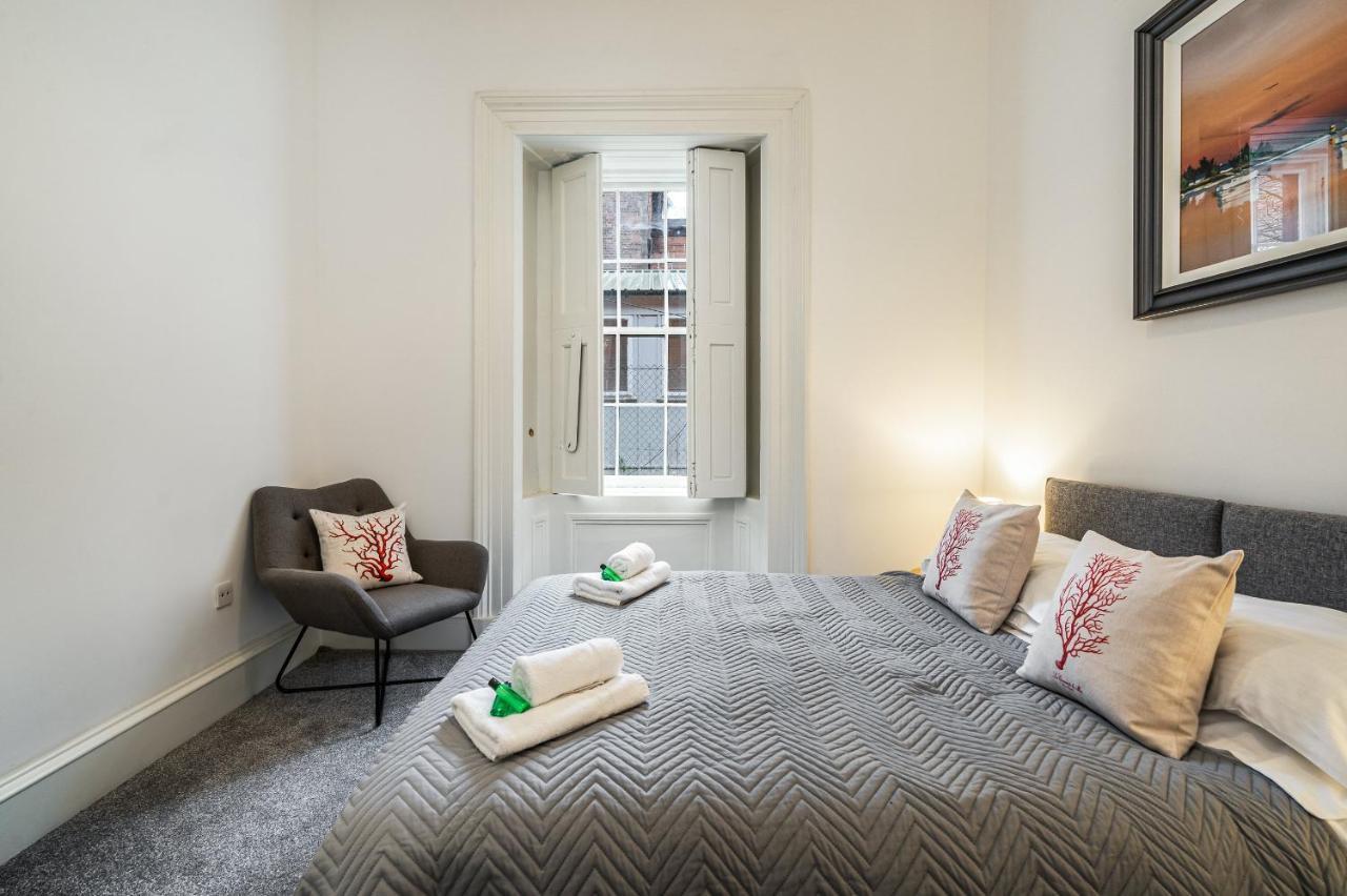 גלאזגו The Renfrew Residence 4-Bedroom, City Centre מראה חיצוני תמונה